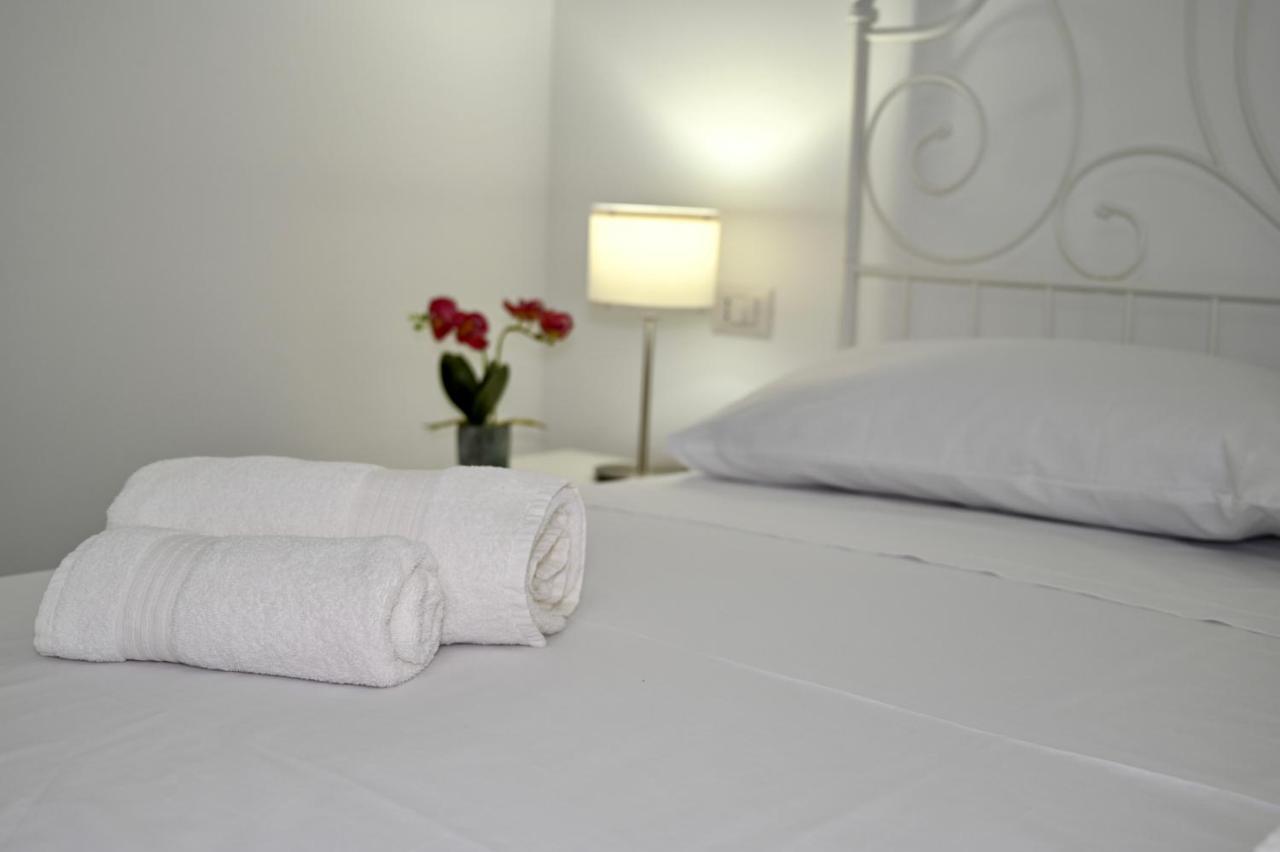 Hotel Salento Sul Mare Marina di Lizzano Esterno foto
